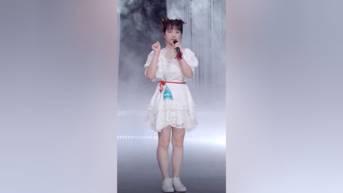 首场竞演直拍-田京凡《甜蜜蜜》