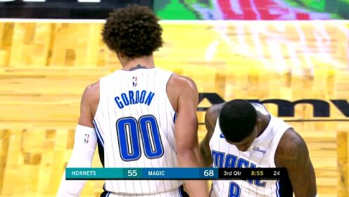 《NBA全场集锦》戈登穿花绕蝶终于找到机会 在对手犯规刹那间收获2+1