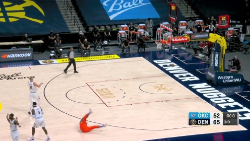 《NBA全场集锦》可巧不巧！罗比钉板血帽不料弹入约老师手中扬臂上进