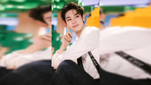 创造营2021二次公演舞台直拍上原一翔被螃蟹钳了一下下