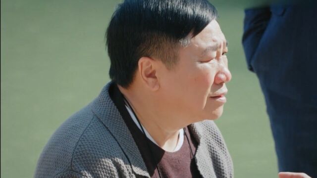 《绿水青山带笑颜》第20集03:杜盛楼给许晗跪下,请求许晗原谅他