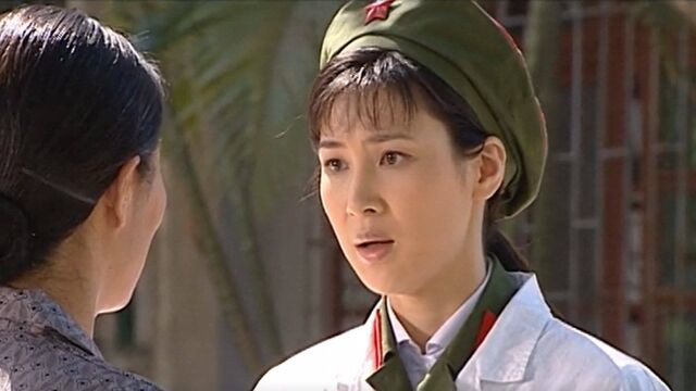 《那些迷人的往事》第24集01:潘姨回老家,给抗美留下自己存折