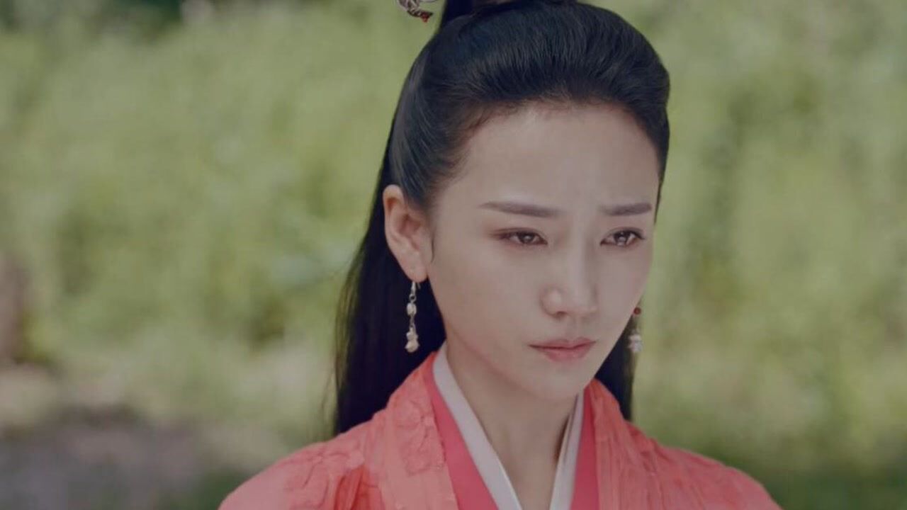 《听雪楼》第39集02:碧落祭拜小吟,红尘默默陪伴在侧_高清1080p在线