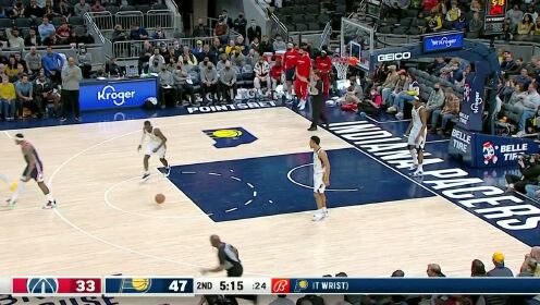 《NBA全场集锦》比尔巧妙击地以球领人 助加福德旱地拔葱暴扣得手