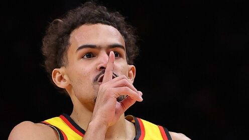 《NBA全场集锦》【球星】特雷杨vs雄鹿集锦 30+4+11末节15分带队逆转