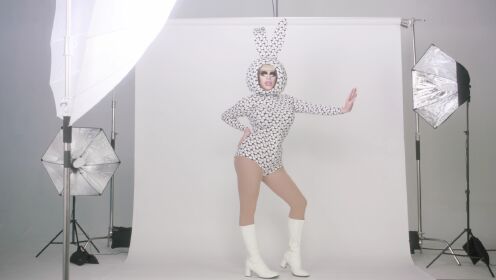 White Rabbit(feat. Michelle Branch)