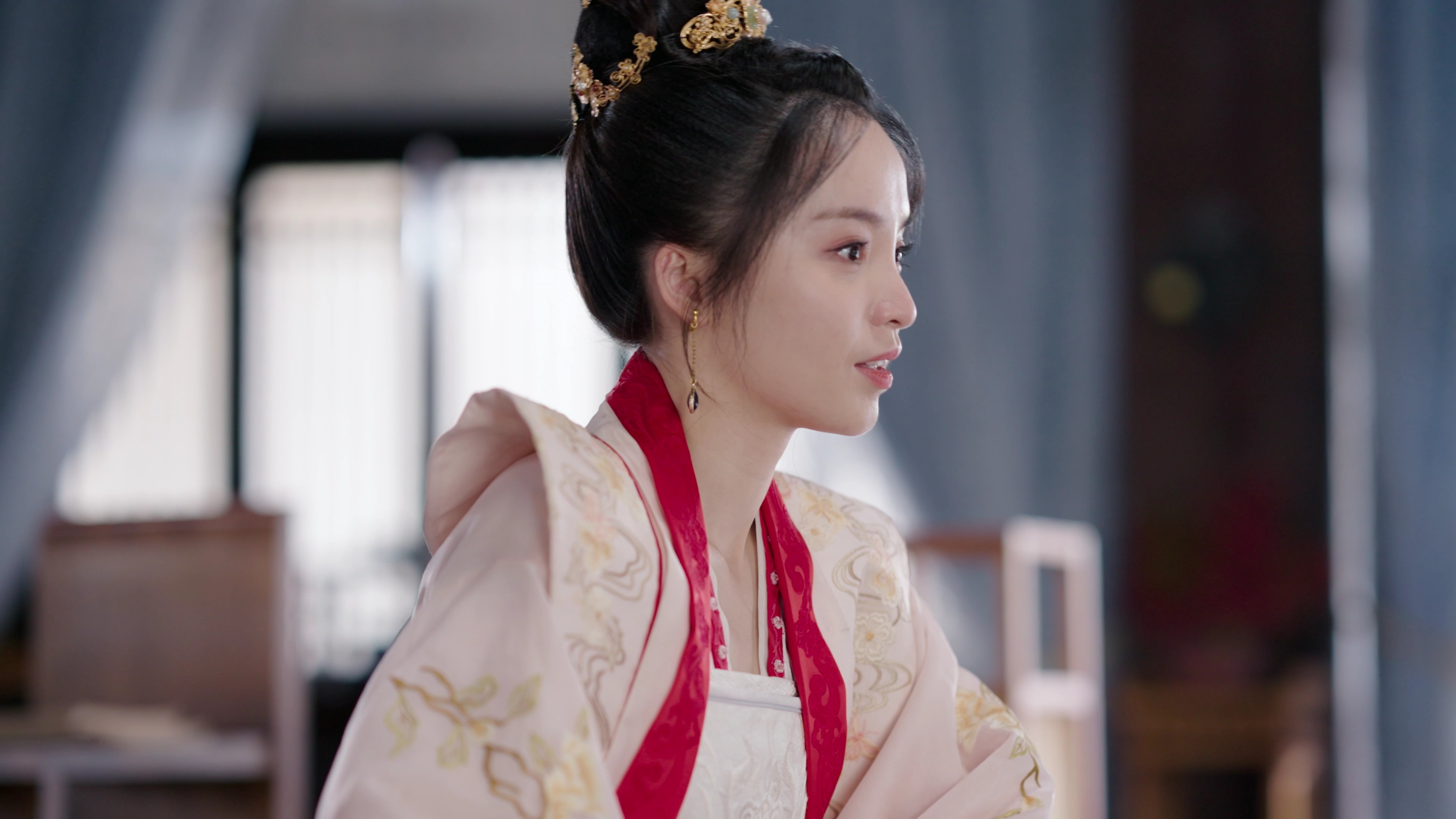 娘娘今日不上朝 21集