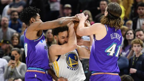 《NBA全场集锦》【集锦】勇士123-124爵士 克拉克森被驱逐普尔致命失误被绝杀