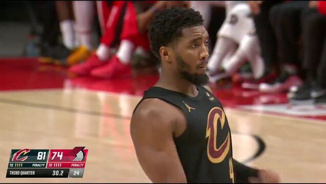 骑士vs开拓者第3节中文解说回放