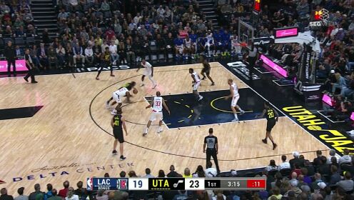 《NBA全场集锦》加拿大也有华尔兹！奥利尼克戏精附体 连续假动作突破潇洒命中