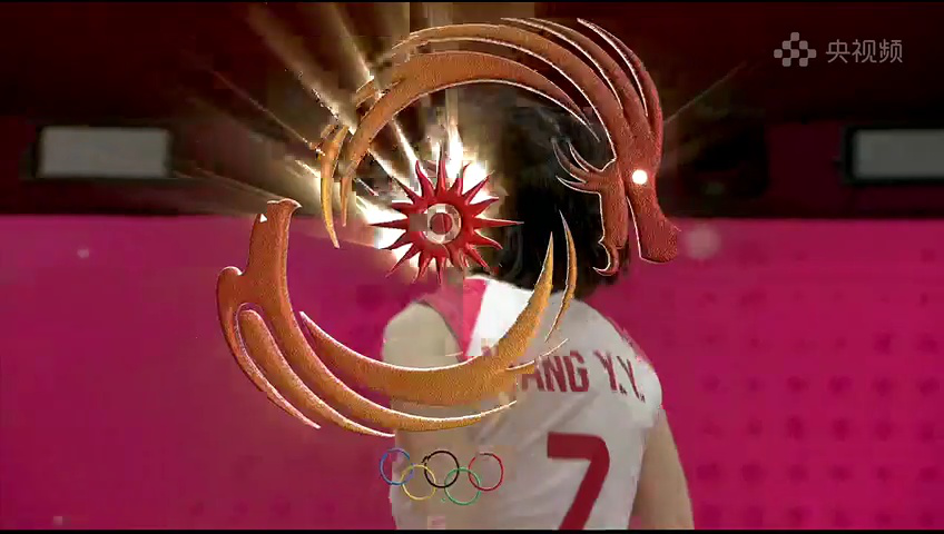 中国女排无攻过网 日本队一传失误王媛媛探头球打成