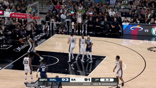 刚完成续约怎能划水？约什-格林打板三分惊艳全场