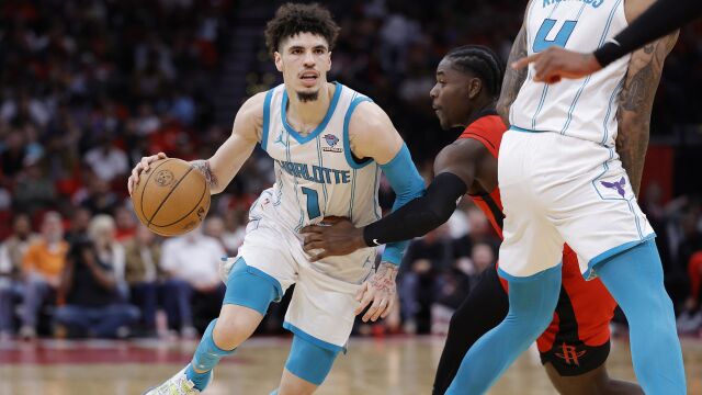 拉梅洛-鲍尔vs火箭集锦 砍下19分无奈球队输球