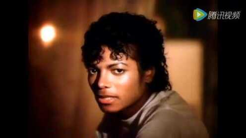 据说MJ在拍摄这部MV时 找了当地真正的黑帮来拍摄
