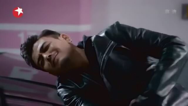 听到安迪差点被车撞,老谭生气了,让直接报警,要安排北京的律师