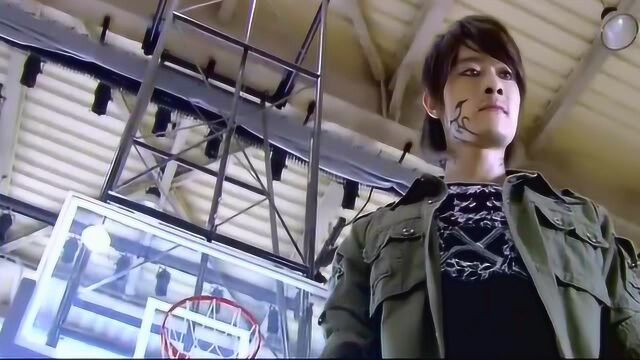 篮球火:街球高手连击败三人!w气喘又犯了_高清1080p在线观看平台_腾讯