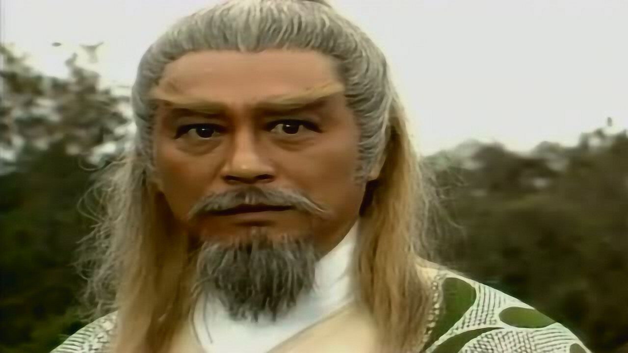 黄老邪让黄蓉杀了华筝,黄蓉却说下不去手