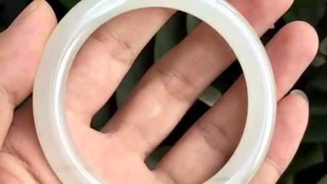 卡瓦石与和田玉的详细对比