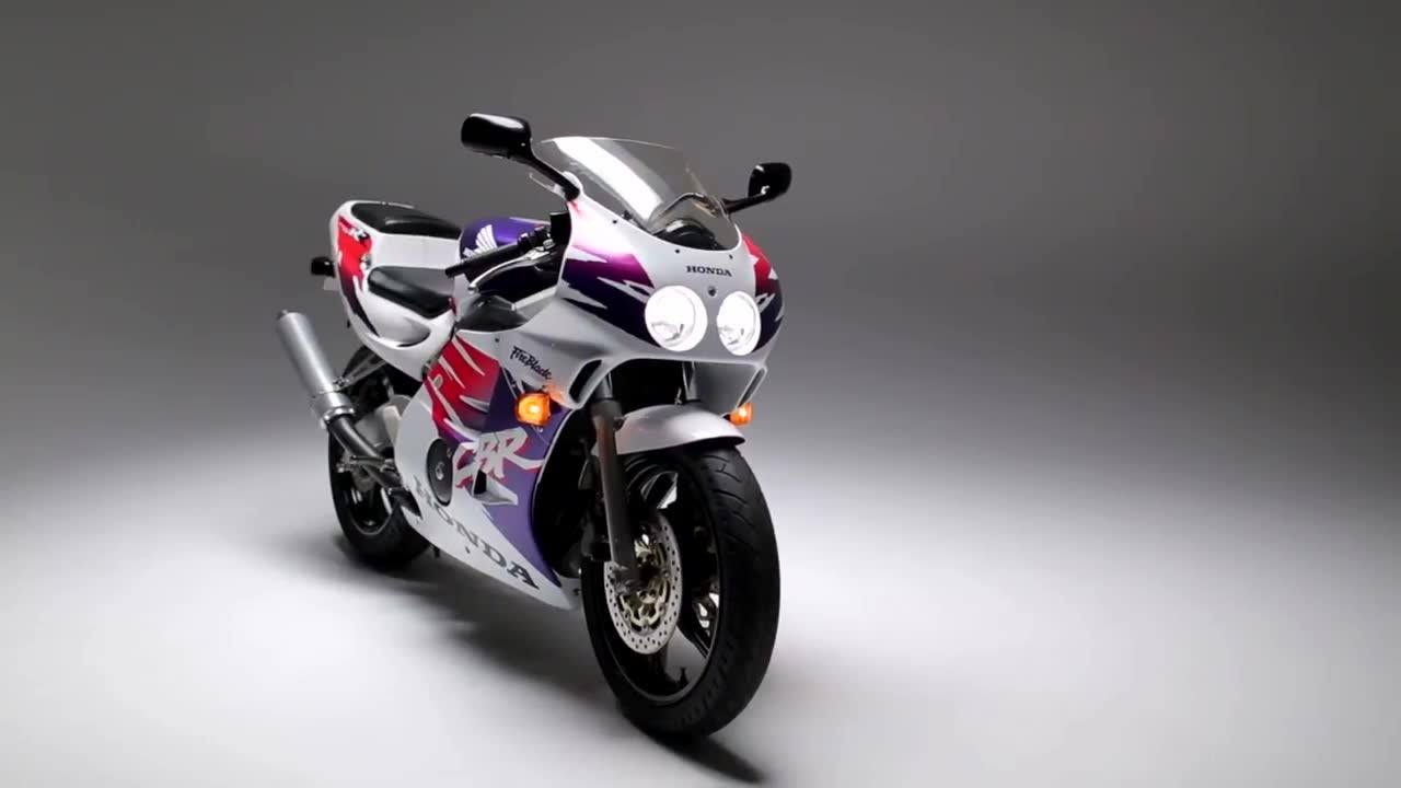 2017年9月18日发布01:22honda cbr250rr  new为你