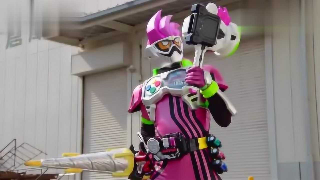 假面骑士:战兔终极变身,没想到皮套竟然这么好用!