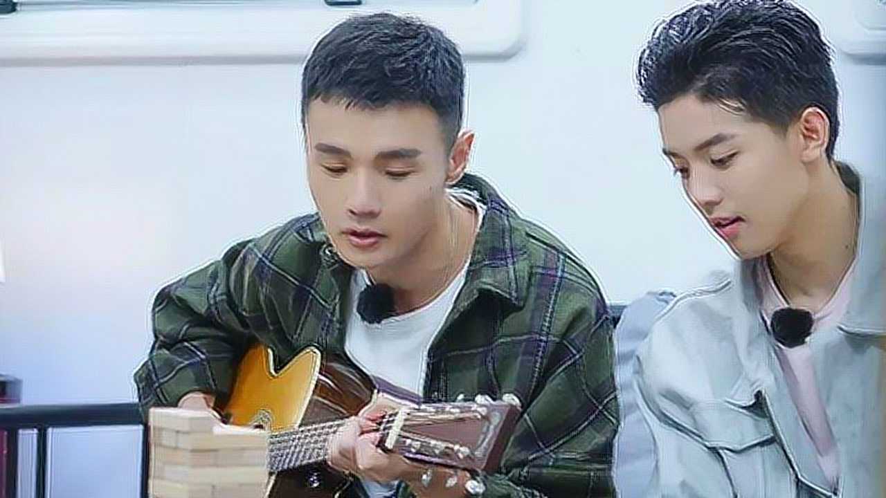 无限歌谣季 李荣浩周峻纬情书来袭 一首我要你 一个超苏一个超酥!