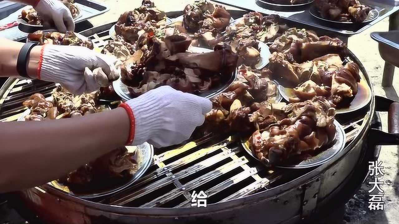 河南农村酒席上的扛把子硬菜满满一大锅看一眼口水都能流多长