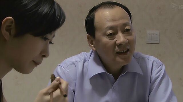 温柔的诱惑:心雨原来是个心机女,齐欢背锅,教授帮忙擦药一脸心疼!