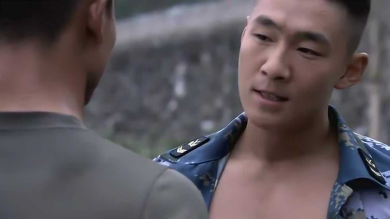 火蓝刀锋:向羽虽然输了四百米障碍但是有他们学的吧?