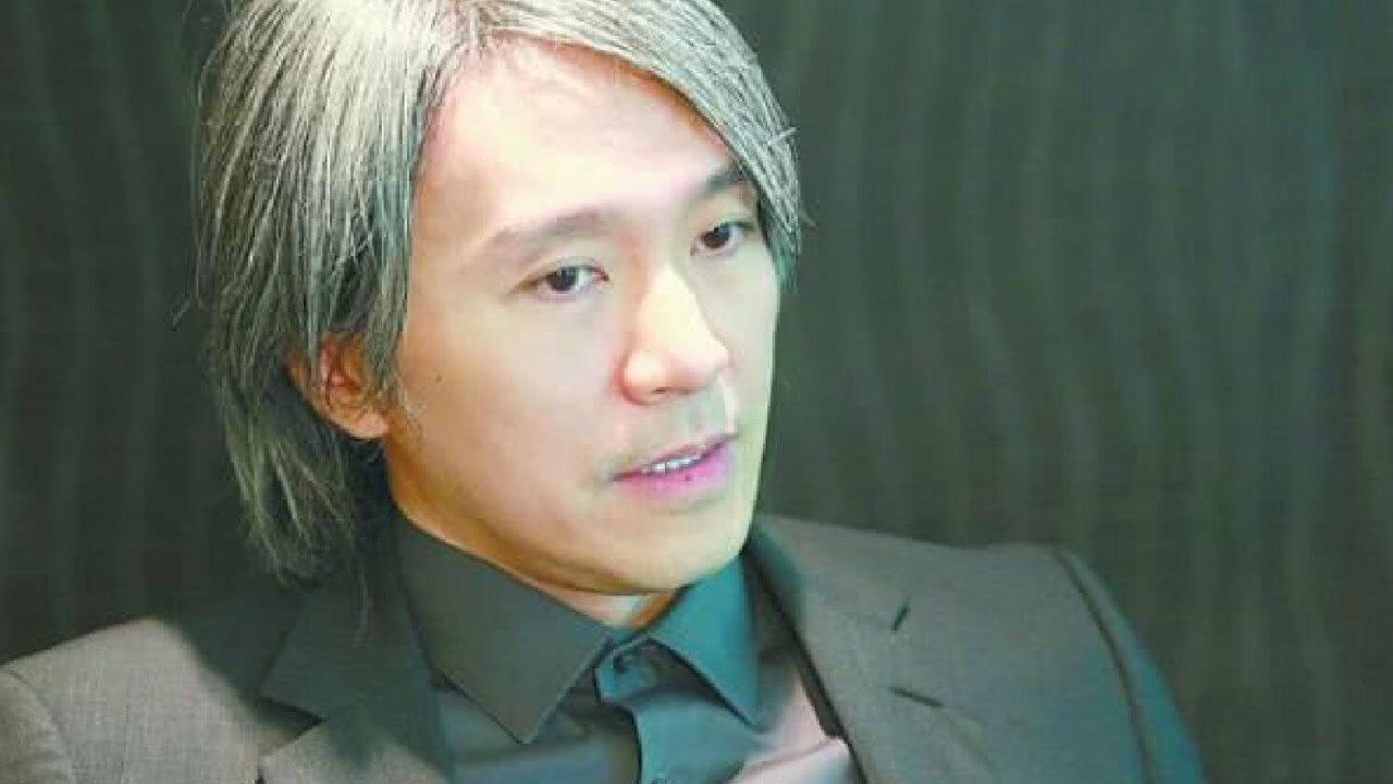 周星驰未满60却早已白发苍苍朱茵3字揭露其中缘由