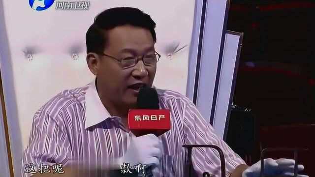 顾景舟款紫砂壶拍卖高达千万,大叔竟带来3个!