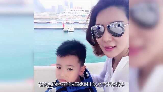 姐弟恋庞伟杜丽近照:杜丽36岁美如少女,儿子已8岁聪明可慧