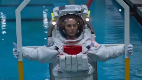 女宇航员陷危机，《天空中的露西》重返地球！