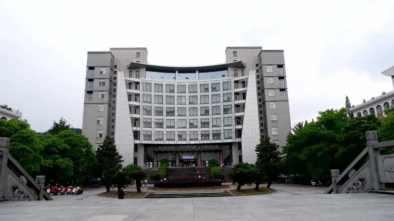 丽水学院教师教育学院第42届健美操2019年05月17日608次播放丽水学院