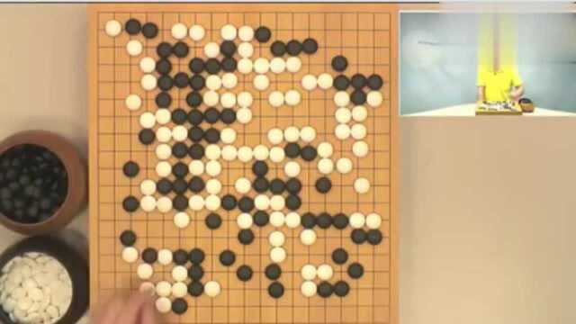 围棋最“诡异”的一局棋,小林光一输的太尴尬了