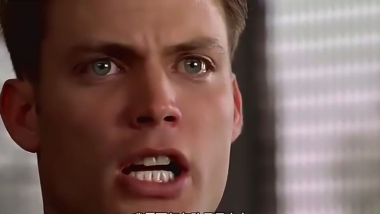 星河战队瑞哥因班长职务指挥失误致使战友牺牲遭受鞭刑