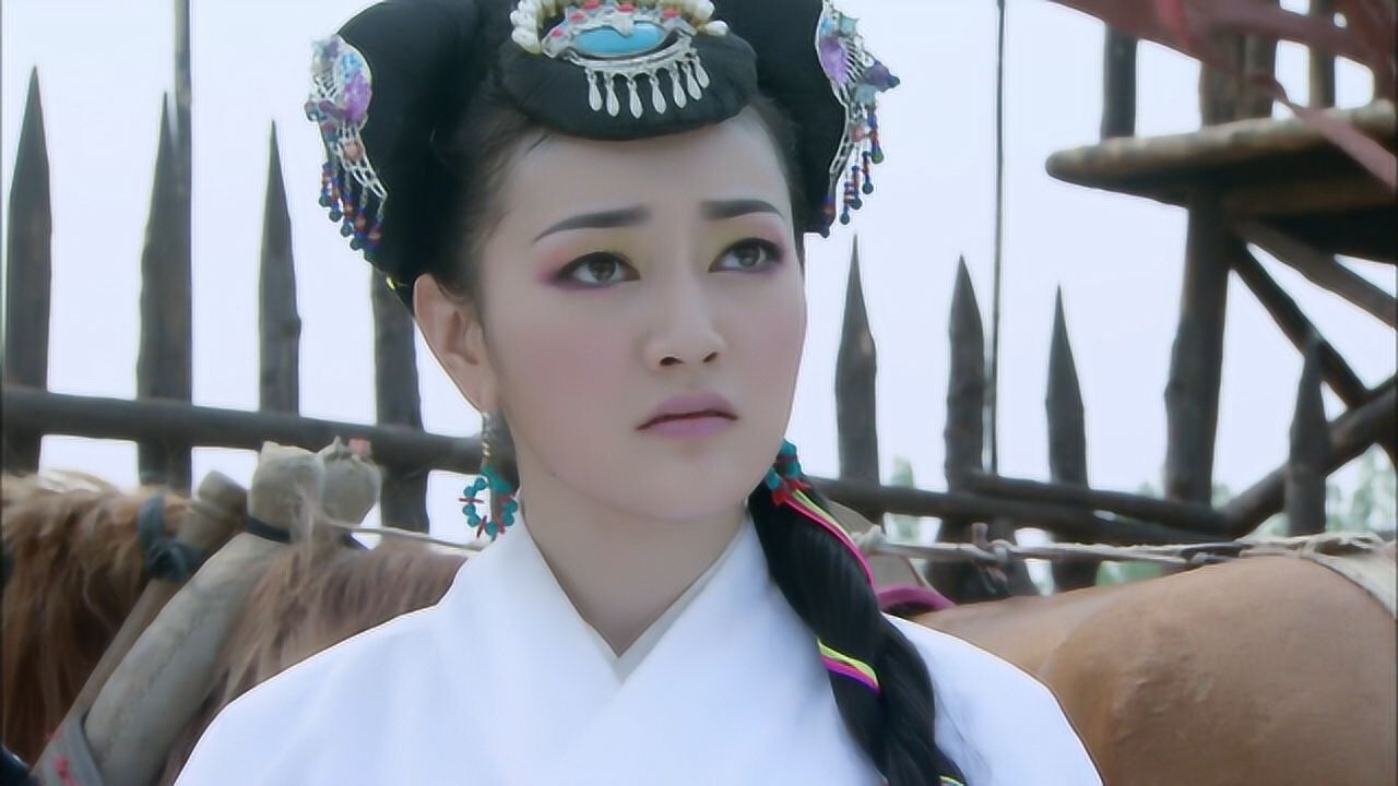 隋唐英雄之薛刚反唐披霞剧烈的呕吐是否真的怀孕了呢