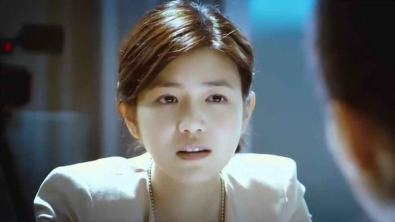 不二神探:嫌疑人竟说女警察无能,女警察一下生气了上去就要动手