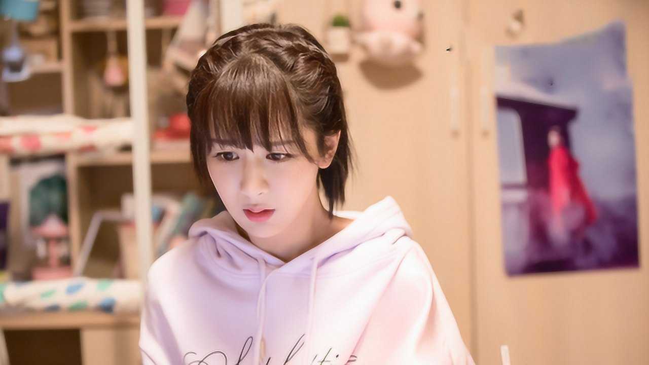 《亲爱的,热爱的》李现为杨紫包饺子,杨紫献唱《牛奶面包》