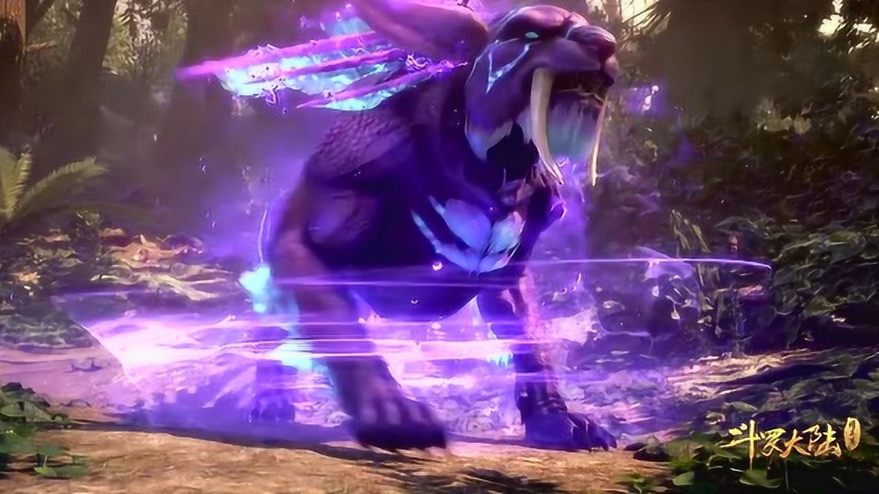 斗罗大陆竹青在荣荣的帮助下使出最强攻击的幽冥斩对付鬼虎