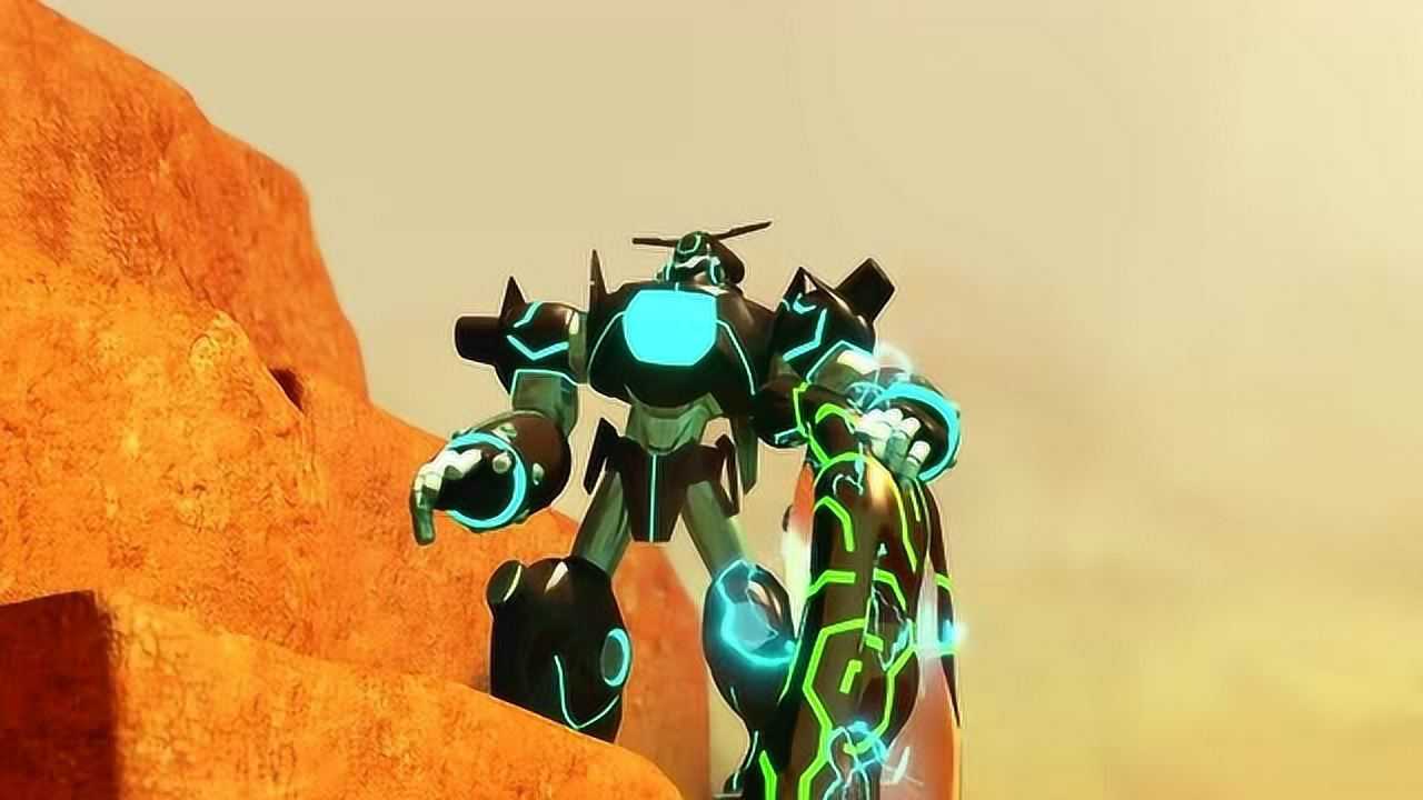 少年骇客变形怪被田小班的臭虫液黏住了田小班就脱离他控制