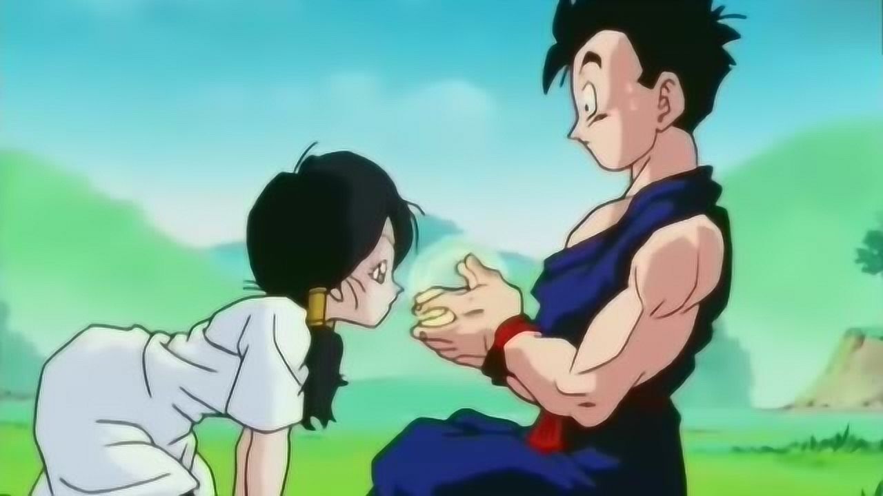 孙悟饭教比迪丽练气比迪丽可怜的样子把悟饭迷住了