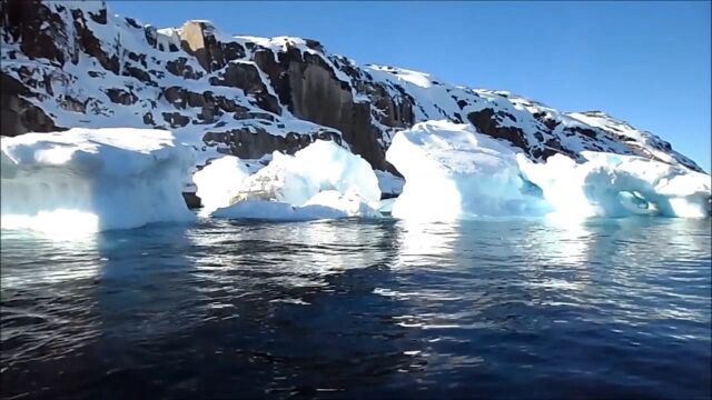 海洋风景的碰撞——格陵兰岛与冲绳