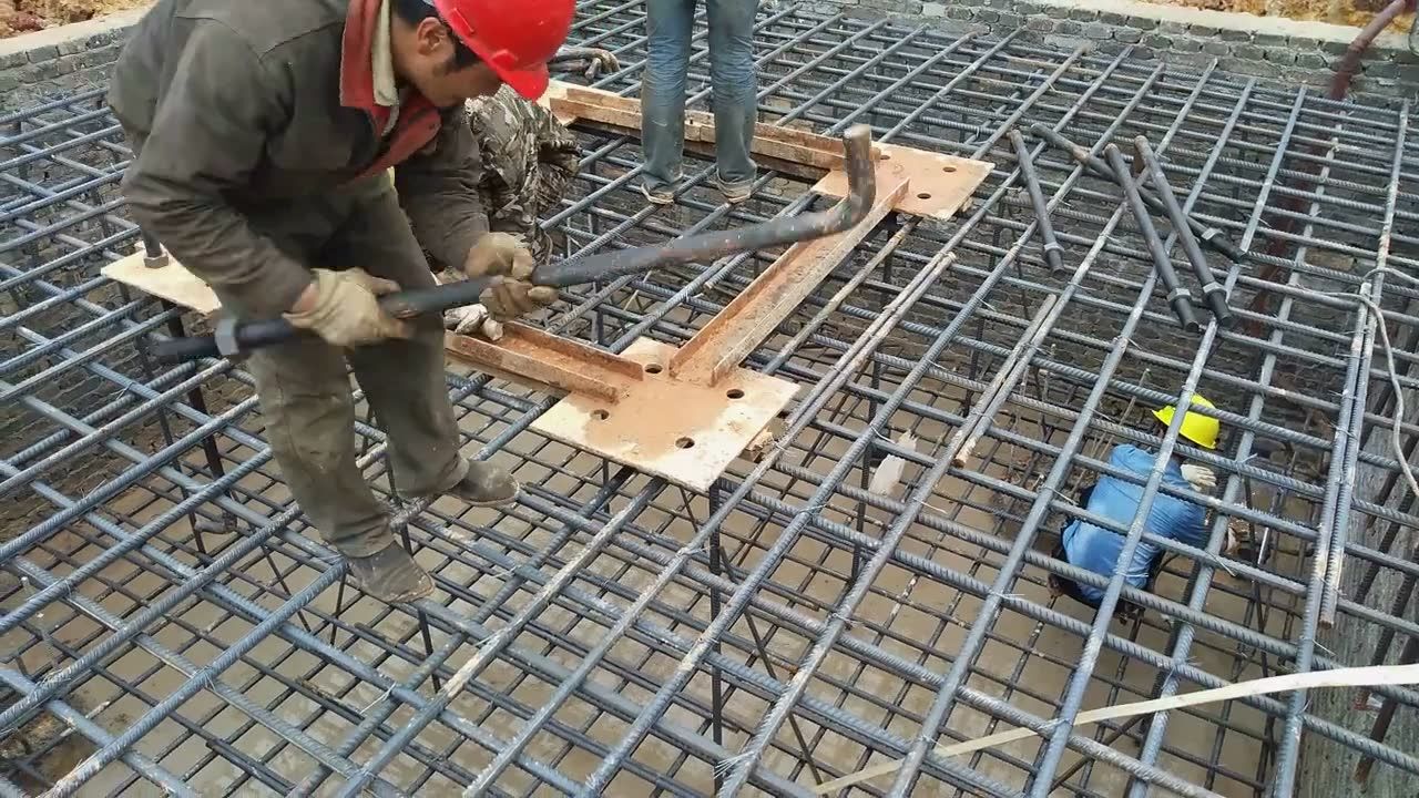 基础筏板马凳筋施工方案