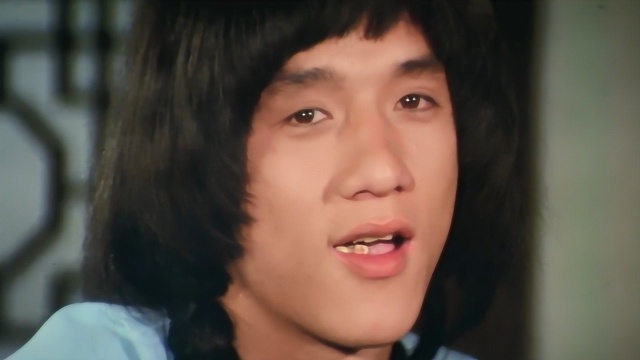 一招半式闯江湖:成龙早期动作片,江涛看见美女,眼神直勾勾!