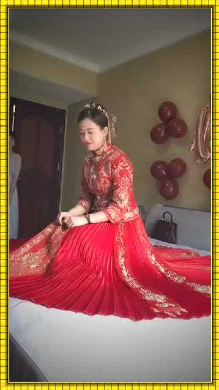 你永远不知道,新娘的裙子下面,到底藏了什么东西?