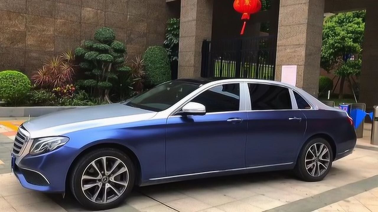 奔驰e系双拼改色贴膜,仿迈巴赫双拼车身效果,杭州汽车改色贴膜