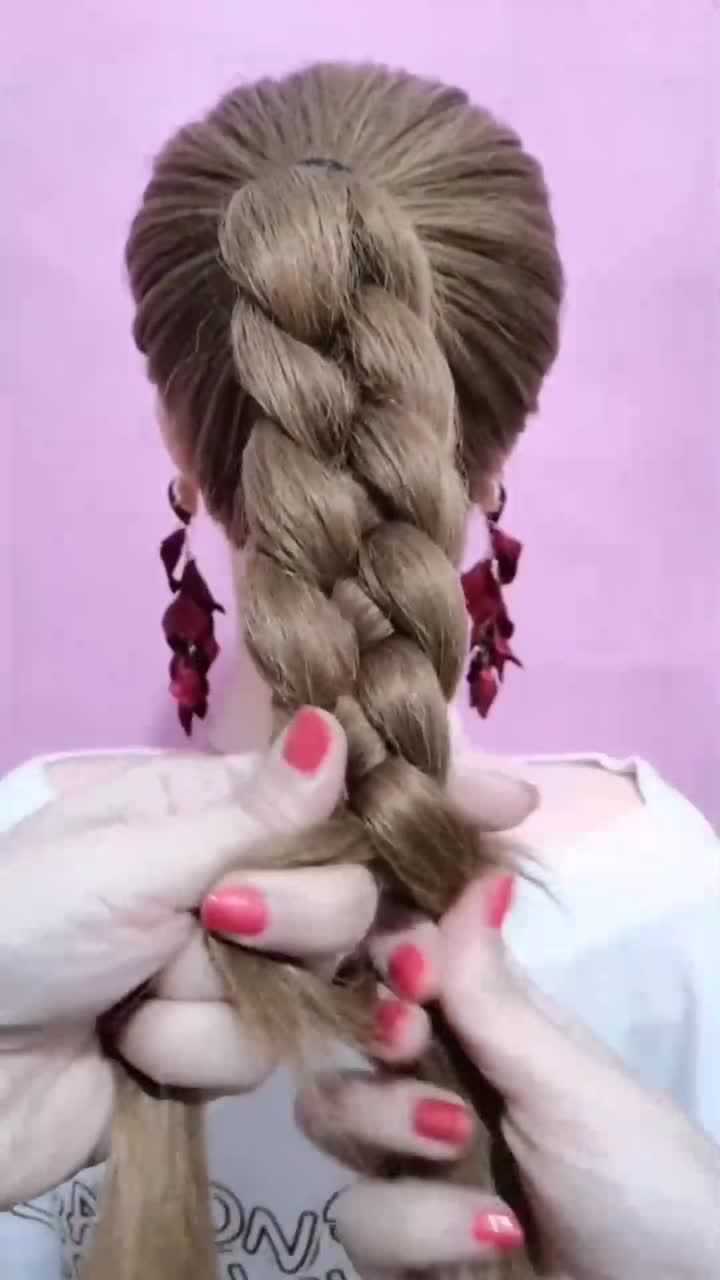 四股辫高马尾原来这样扎,教程看起来很简单,简单好看