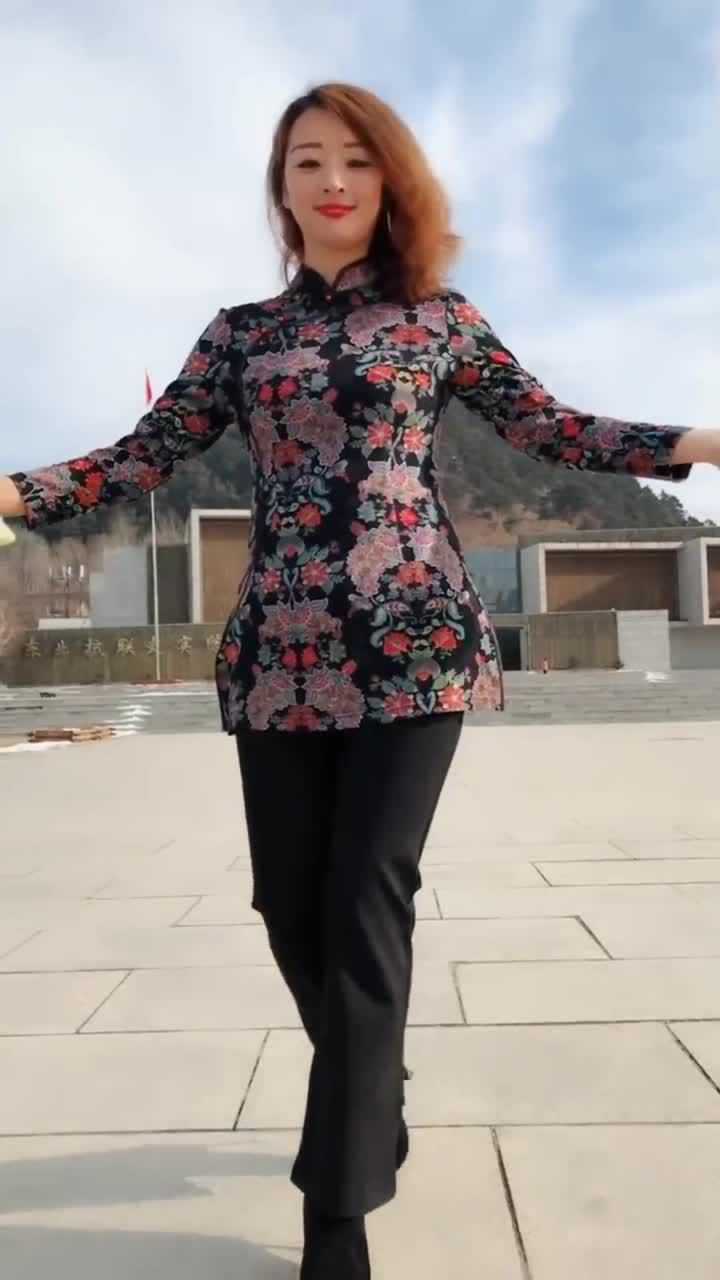 这是我见过最成熟的大龄美女,女王气质,实在是太迷人了