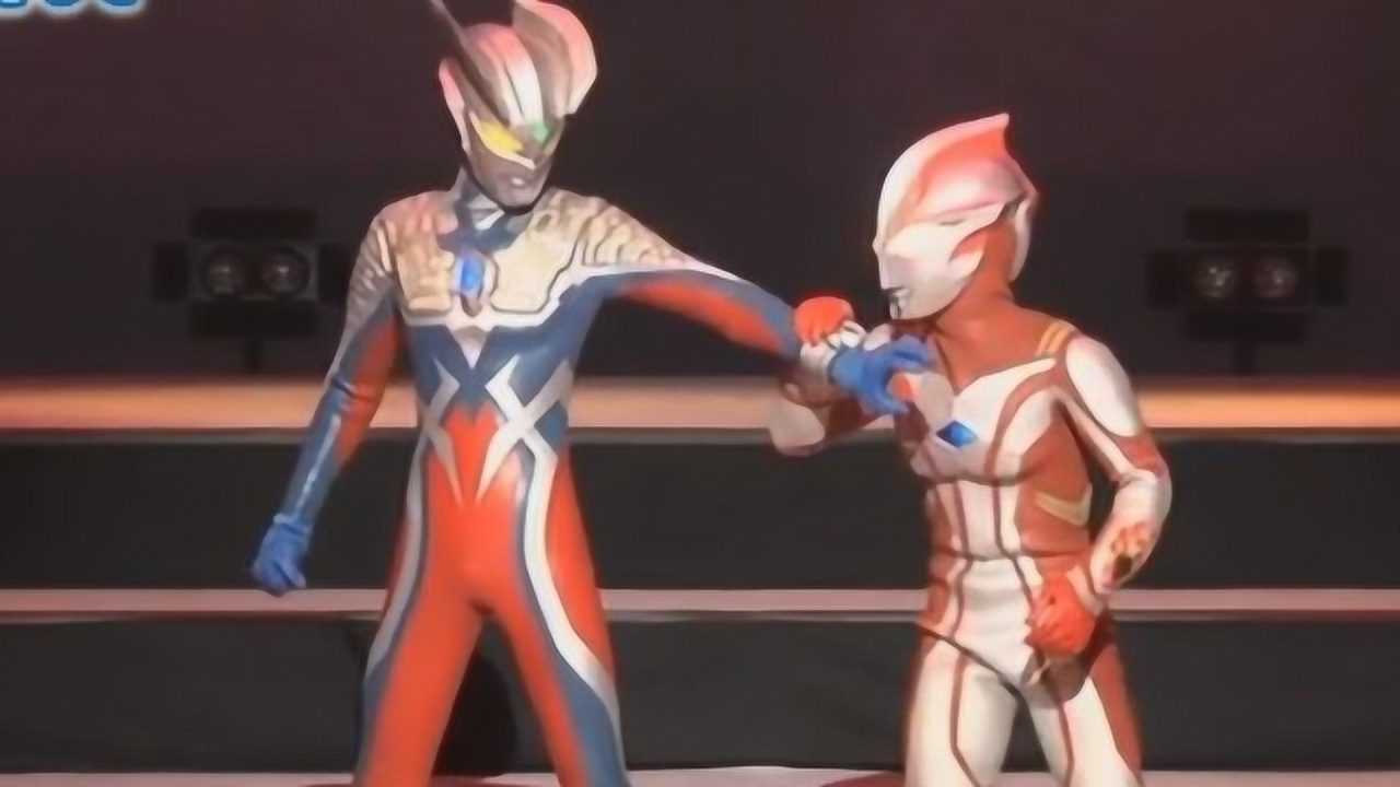 泰罗和梦比优斯有危险赛罗奥特曼现身相救