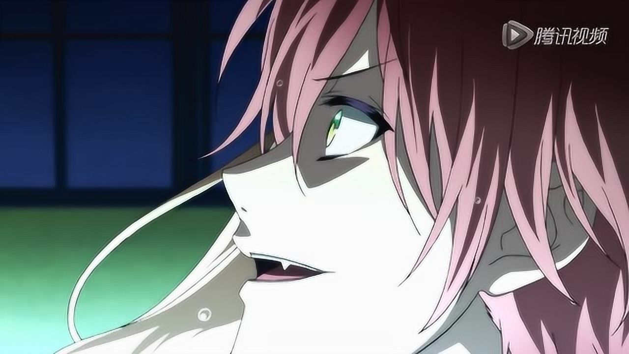 魔鬼恋人吸血鬼在泳池忍不住咬了小森唯的脖子